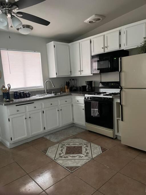 Vegas Fun Spot Apartment Las Vegas Luaran gambar