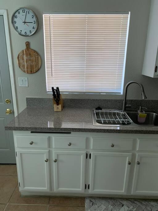 Vegas Fun Spot Apartment Las Vegas Luaran gambar